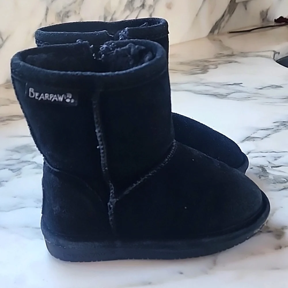 BEARPAW Emma Toddler Size 7 Black Suede Sherpa Lined Zip Winter Boots
